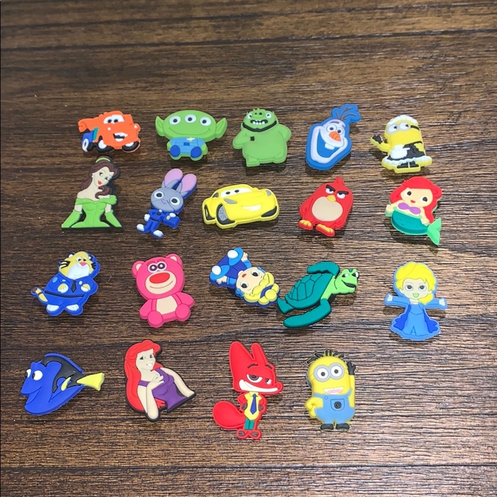 disney movie jibbitz for crocs